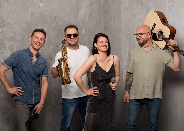 Bilety na  Whitney Houston Tribute – Akustycznie w Jazzmencie! (Dzień Kobiet) 